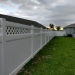 vinyl fence with lattice feature on top